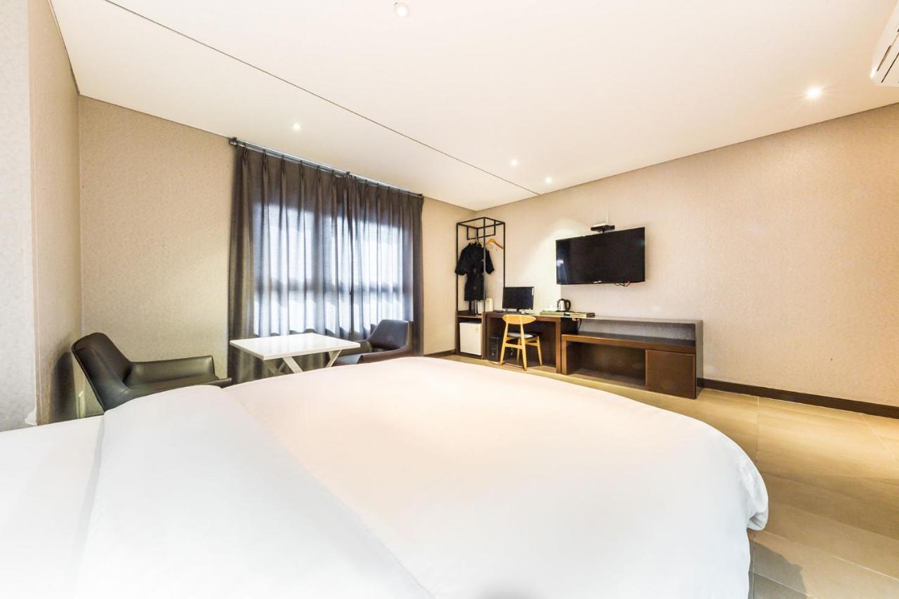 Yeongdeungpo Lifestyle F Hotel Seúl Habitación foto