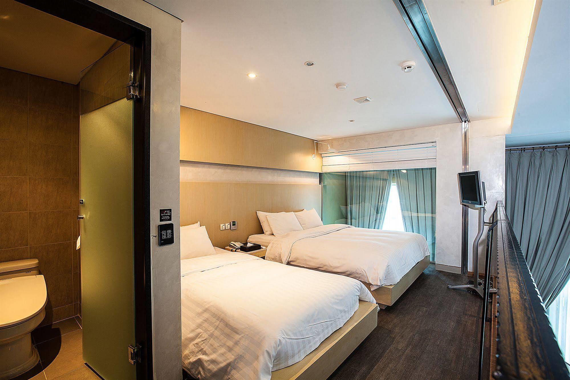 Yeongdeungpo Lifestyle F Hotel Seúl Exterior foto
